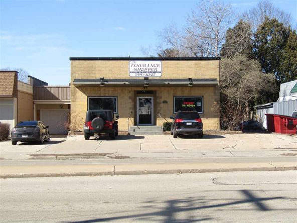 941 N Washington St, Janesville, WI 53548